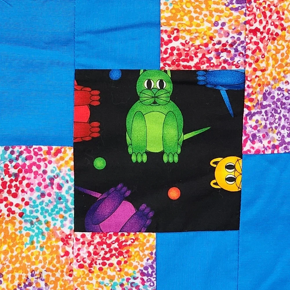 Unfinished Quilt Top Cats Kitties Colorful Lap or‎ Baby 39x39 Includes Backing